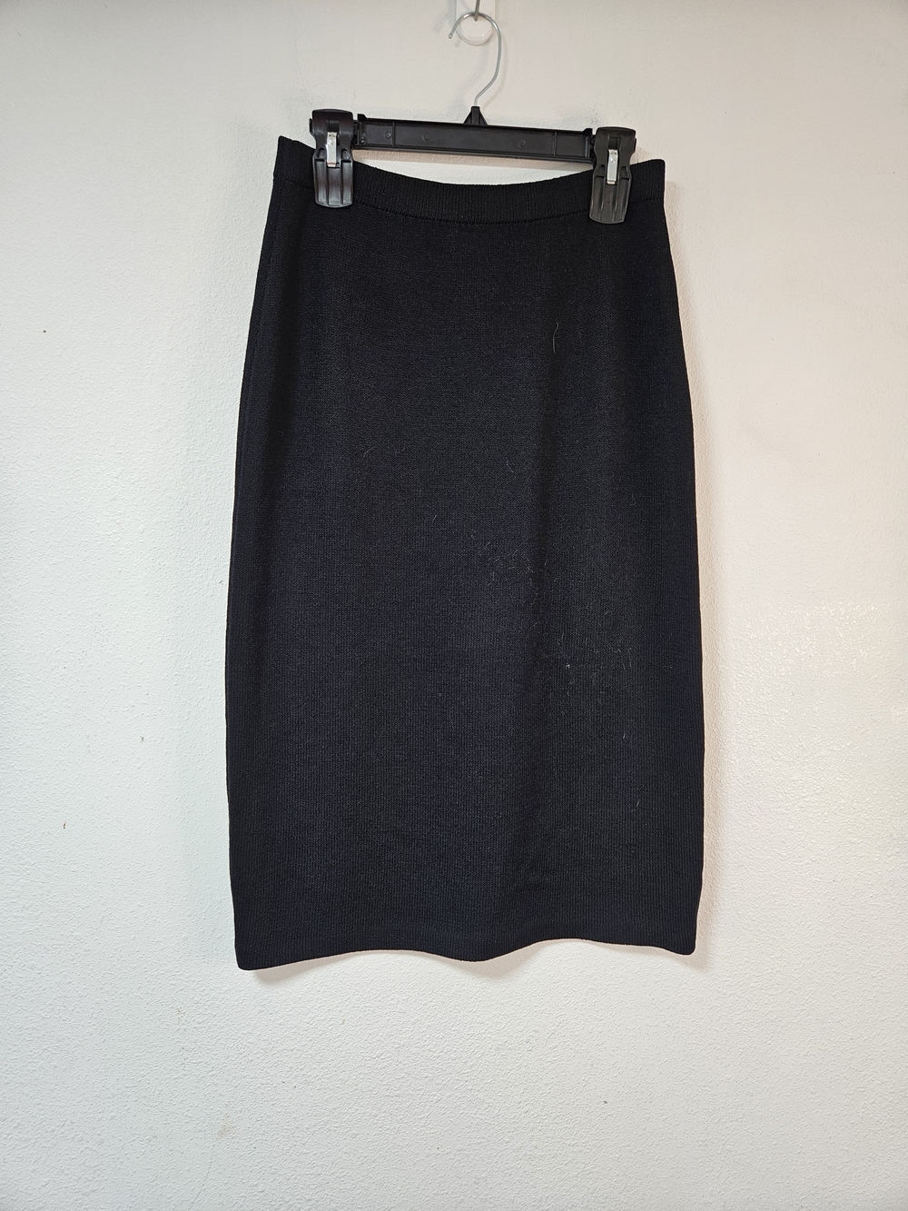 St. John Basics Santana Knit Skirt Black Midi Skirt Size 6